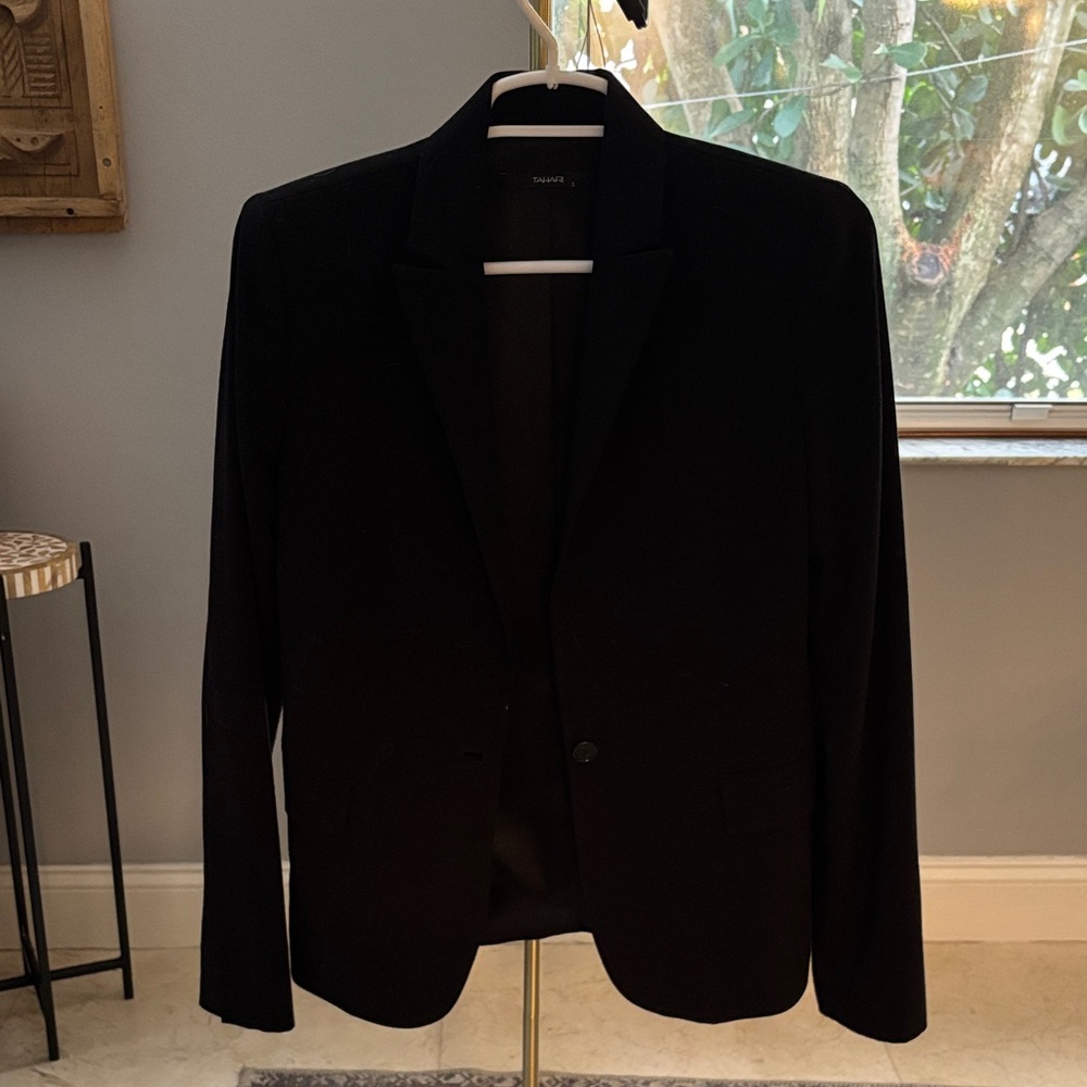 Tahari Black Single-Button Women's Blazer
